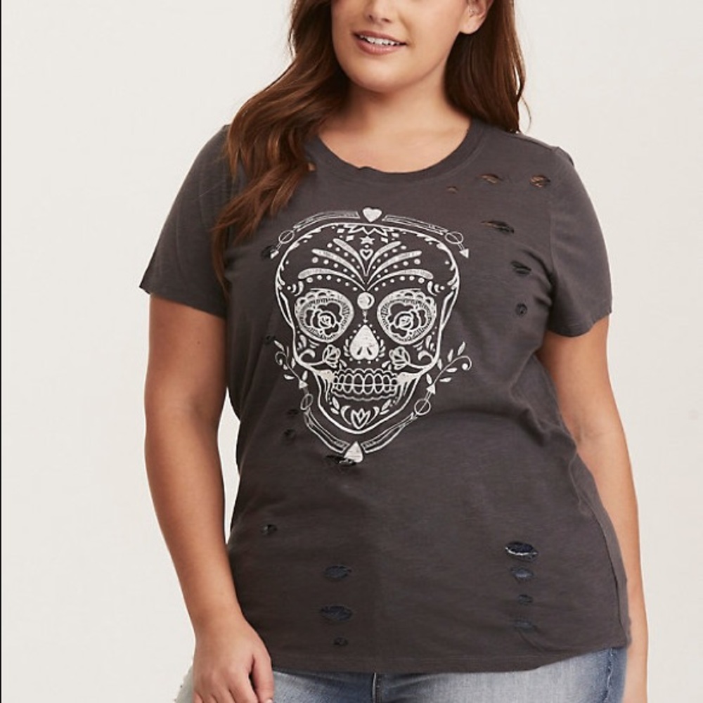Torrid skull print Distressed Tee